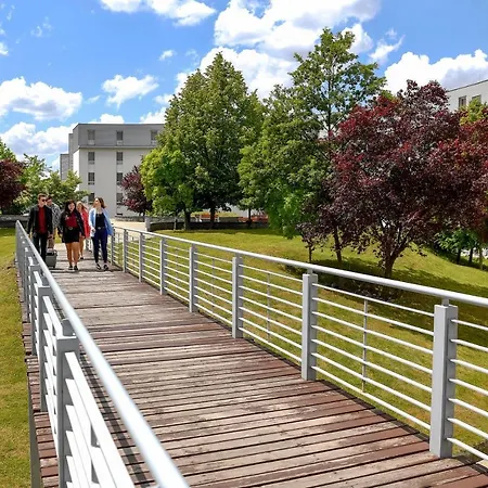 Campus Ξενοδοχείο Ντέμπρετσεν