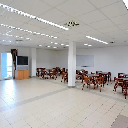 Campus 3*