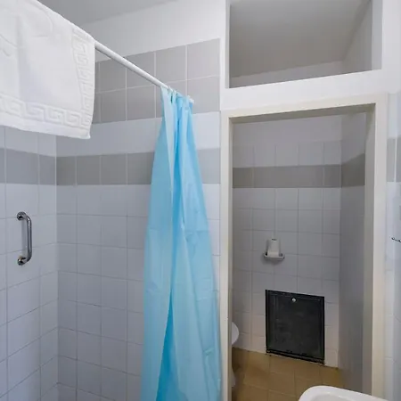 Campus 3* Ντέμπρετσεν