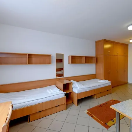 Campus Ξενοδοχείο Ντέμπρετσεν
