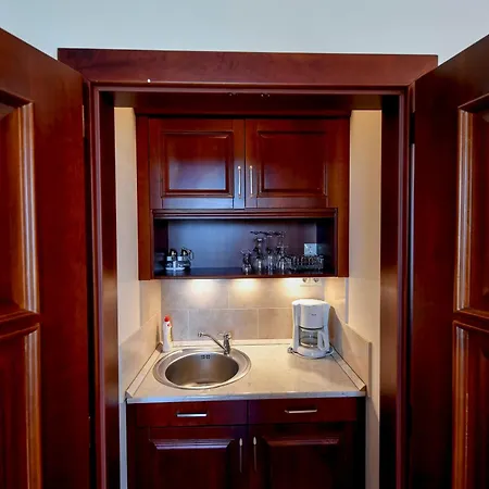 キャンパス ホテル デブレツェン